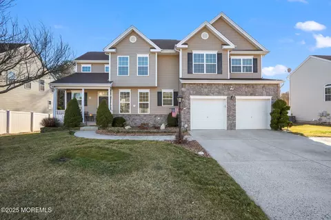 6 Greenside Dr, Little Egg Harbor, NJ 08087