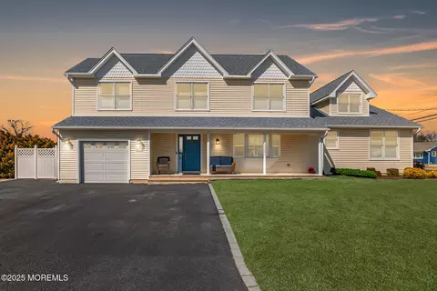 1401 Rue Mirador, Point Pleasant, NJ 08742
