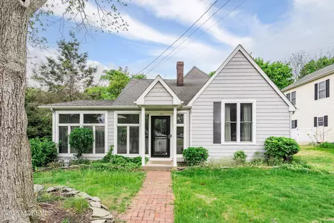103 Poe Ave, Toms River, NJ 08753