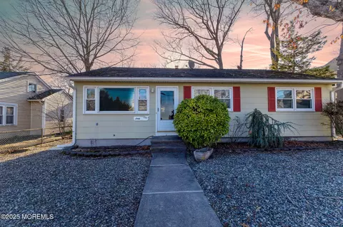 60 Edwards Rd, Brick, NJ 08723 photo 28