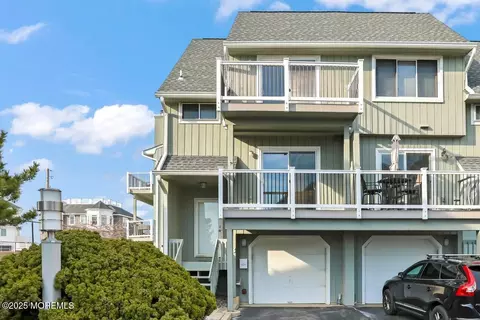 5 Island View Way #3, Sea Bright, NJ 07760