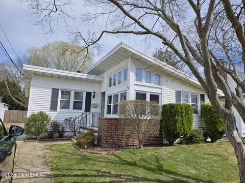 827 Rosewood Ave, Point Pleasant, NJ 08742
