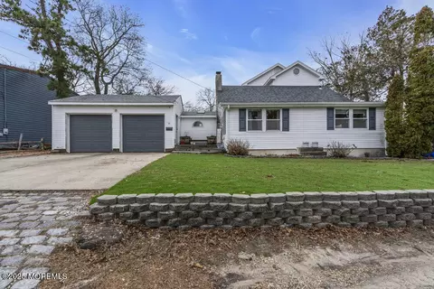 40 Pinehurst Rd, Brick, NJ 08723 photo 2