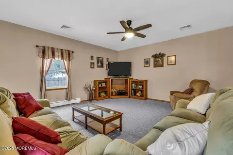 40 Pinehurst Rd, Brick, NJ 08723 photo 28