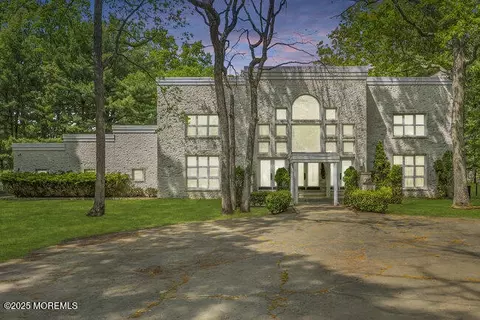899 Bellevue Ave, Lakewood, NJ 08701