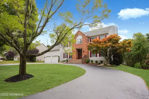 7 Roller Rd E, Ocean, NJ 07712