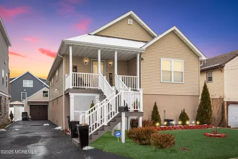 935 5th St, Union Beach, NJ 07735