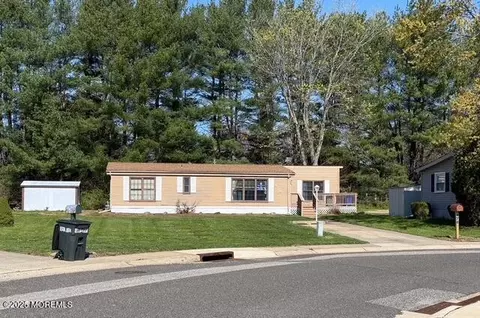 478 Charles Pl, Freehold, NJ 07728