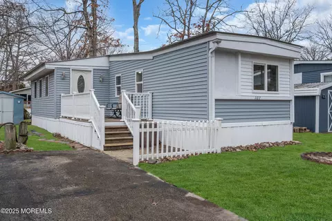 103 Cypress Ln, Barnegat, NJ 08005
