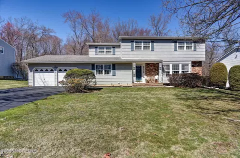 23 Floyd Wyckoff Rd, Marlboro, NJ 07746