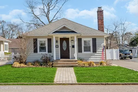 310 Hall Ave, Point Pleasant, NJ 08742