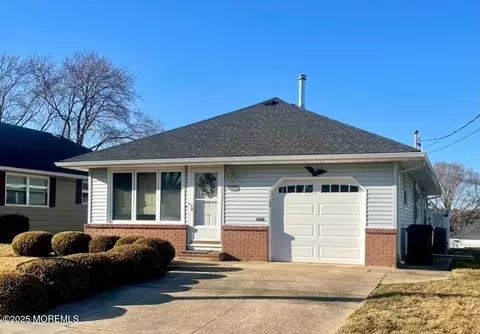 1892 Mount Juliano Ln, Toms River, NJ 08753