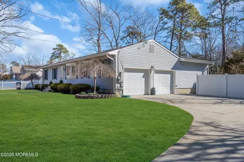 1273 Olds St, Forked River, NJ 08731 photo 5