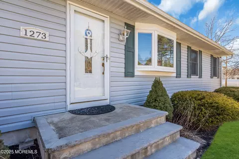 1273 Olds St, Forked River, NJ 08731 photo 4
