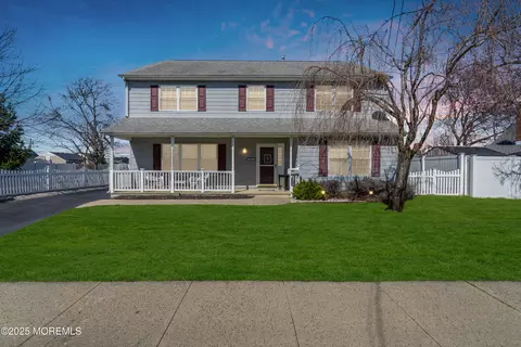 553 Morningside Ave, Union Beach, NJ 07735