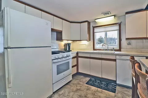 702 Chesapeake Dr, Forked River, NJ 08731 photo 20