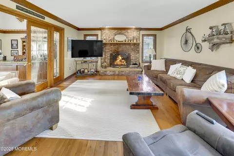 927 Birch Dr, Brielle, NJ 08730 photo 16
