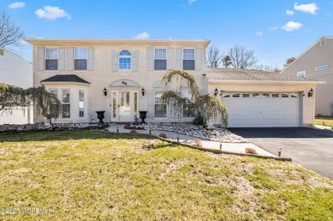 94 Heritage Dr, Howell, NJ 07731