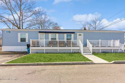 70 Herman Blvd, Hazlet, NJ 07730