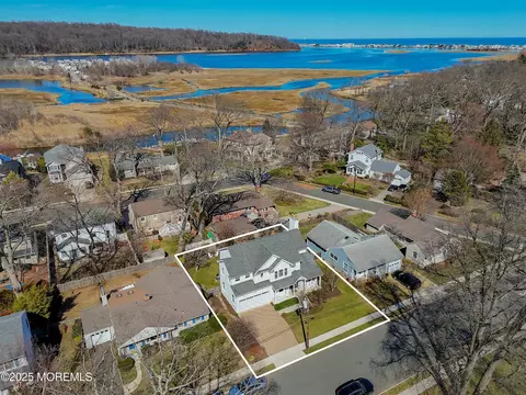 29 Rosalie Ave, Rumson, NJ 07760