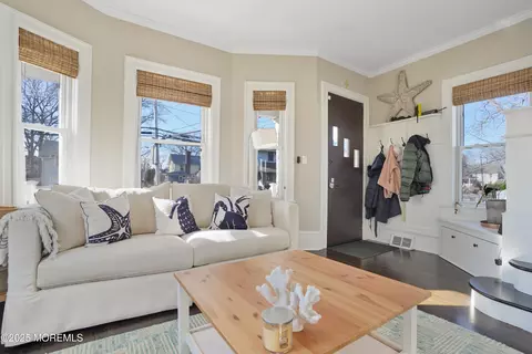 1202 Comstock St, Asbury Park, NJ 07712