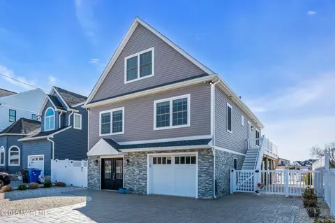 50 Pilot Rd, Toms River, NJ 08753