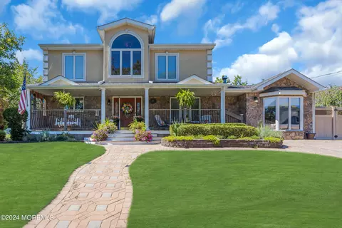 35 Alan Ter, Howell, NJ 07731