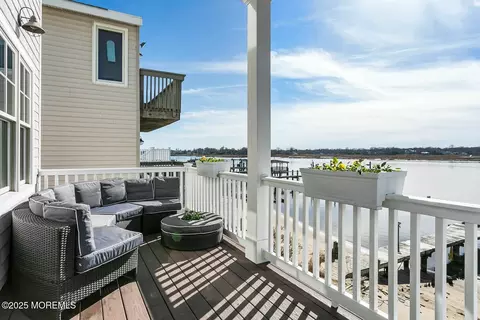 Exterior - 20 Riverview Pl, Sea Bright, NJ 07760 photo 1 of 8