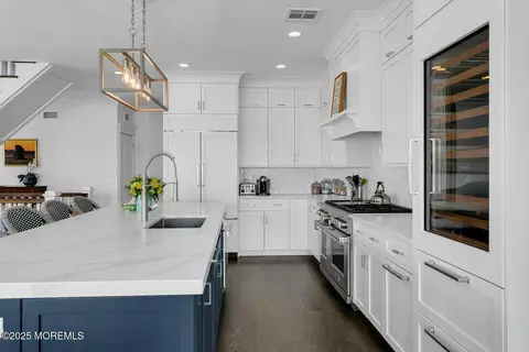 Kitchen - 20 Riverview Pl, Sea Bright, NJ 07760 photo 2 of 5