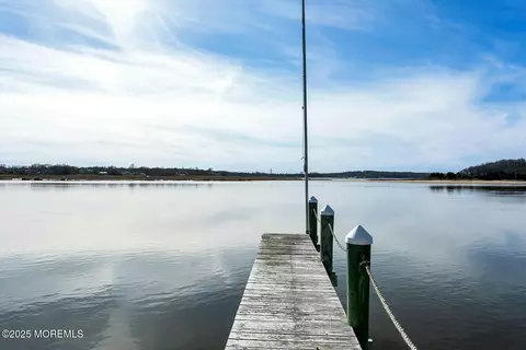 View/Area - 20 Riverview Pl, Sea Bright, NJ 07760 photo 24 of 26