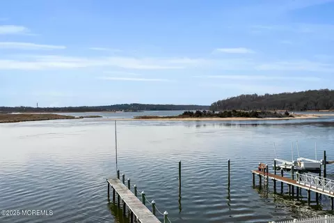 View/Area - 20 Riverview Pl, Sea Bright, NJ 07760 photo 18 of 26