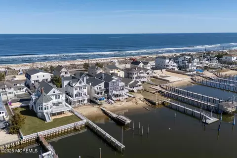 View/Area - 20 Riverview Pl, Sea Bright, NJ 07760 photo 7 of 26