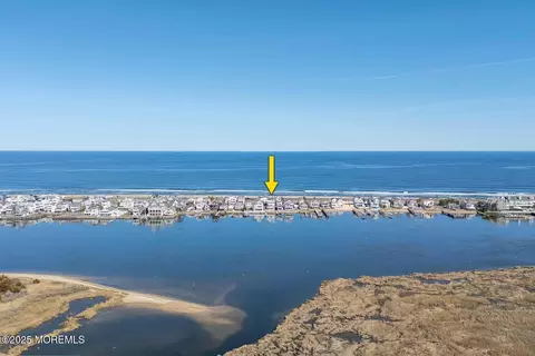 View/Area - 20 Riverview Pl, Sea Bright, NJ 07760 photo 10 of 26