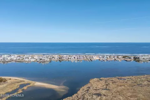 View/Area - 20 Riverview Pl, Sea Bright, NJ 07760 photo 11 of 26