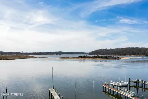 View/Area - 20 Riverview Pl, Sea Bright, NJ 07760 photo 20 of 26
