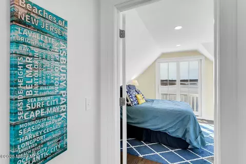 Bedroom - 20 Riverview Pl, Sea Bright, NJ 07760 photo 10 of 12