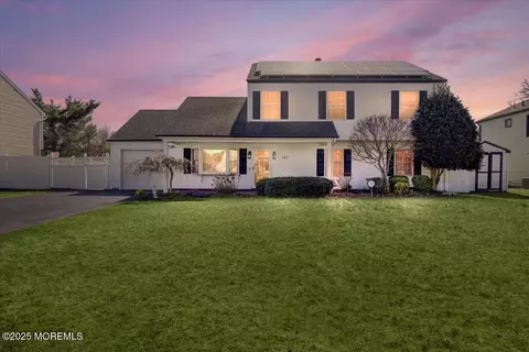 141 Yellowbank Rd, Toms River, NJ 08753