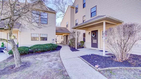 1404 Violet Ln, Jackson, NJ 08527