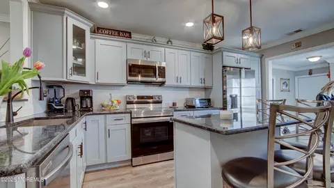 75 William And Mary Sq #B, Freehold, NJ 07728