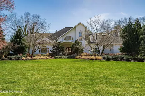 1591 Beaver Hollow Dr, Toms River, NJ 08755