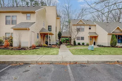 155 Azalea Cir, Jackson, NJ 08527