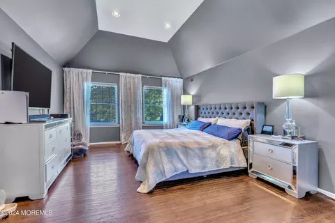 Bedroom - 4 Bailey Rd, Matawan, NJ 07747 photo 2 of 5