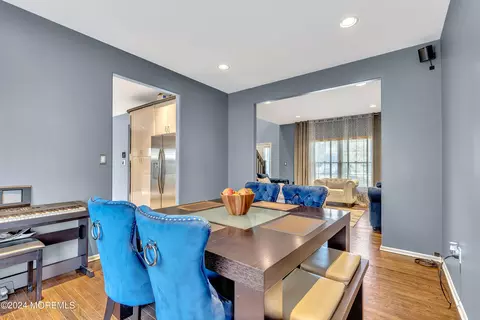 Dining - 4 Bailey Rd, Matawan, NJ 07747 photo 2 of 2