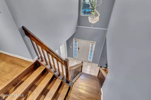 Entry Way - 4 Bailey Rd, Matawan, NJ 07747 photo 5 of 6