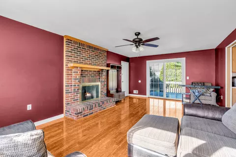 Living - 260 Bartley Rd, Jackson, NJ 08527 photo 1 of 2