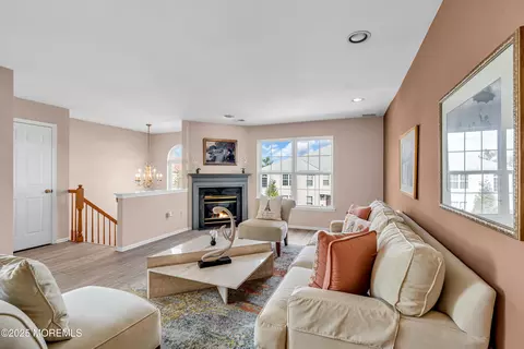 398 Deuce Dr, Belmar, NJ 07719