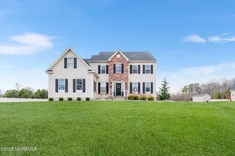 12 Wintergreen Ct, Jackson, NJ 08527