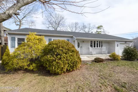 934 Alpine St, Forked River, NJ 08731 photo 2