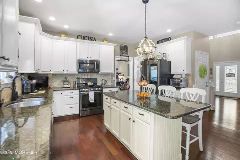 5 Starling Ct, Jackson, NJ 08527 photo 9