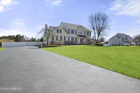 5 Starling Ct, Jackson, NJ 08527 photo 2